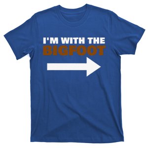 Im With The Bigfoot Fun Matching Halloween Couple Costume T-Shirt