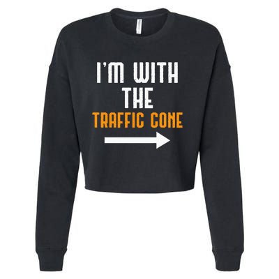 IM With The Traffic Cone Costume Funny Halloween Couple Cropped Pullover Crew