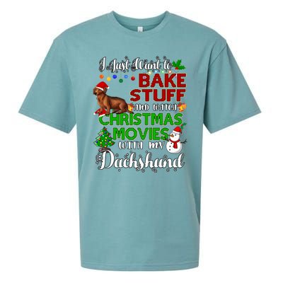 I Want To Bake Stuff And Watch Christmas Movies Dachshund Gift Sueded Cloud Jersey T-Shirt