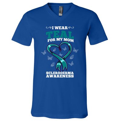 I Wear Teal For My Mom Scleroderma Awareness Meaningful Gift V-Neck T-Shirt