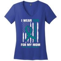 I Wear Teal For My Mom Ovarian Cancer Awareness Flag Mother Gift Women's V-Neck T-Shirt