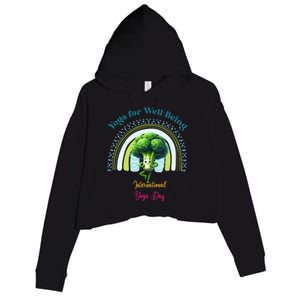 International Yoga And Eat Your Vegetables Day Huity Cool Gift Crop Fleece Hoodie