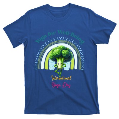 International Yoga And Eat Your Vegetables Day Huity Gift T-Shirt