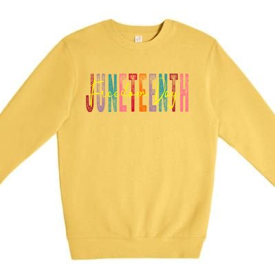 Junenth 2024 19 June 1865 Groovy Wavy Retro Art Freedom Gift Premium Crewneck Sweatshirt