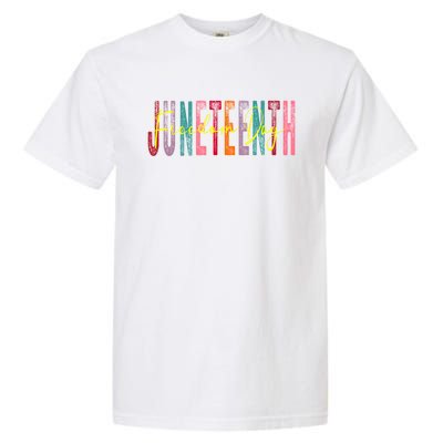 Junenth 2024 19 June 1865 Groovy Wavy Retro Art Freedom Gift Garment-Dyed Heavyweight T-Shirt