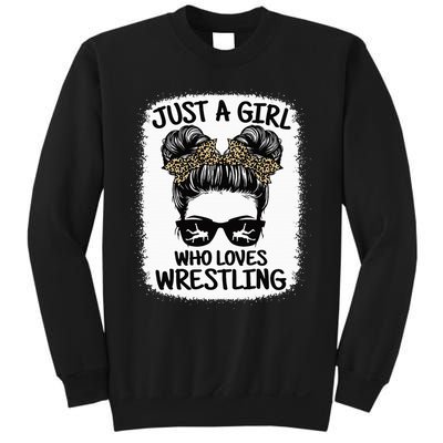 Just A Girl Who Loves Wrestling Funny Wrestle Lover Wrestler Sweatshirt