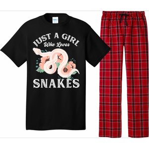 Just A Girl Who Loves Snakes Pajama Set