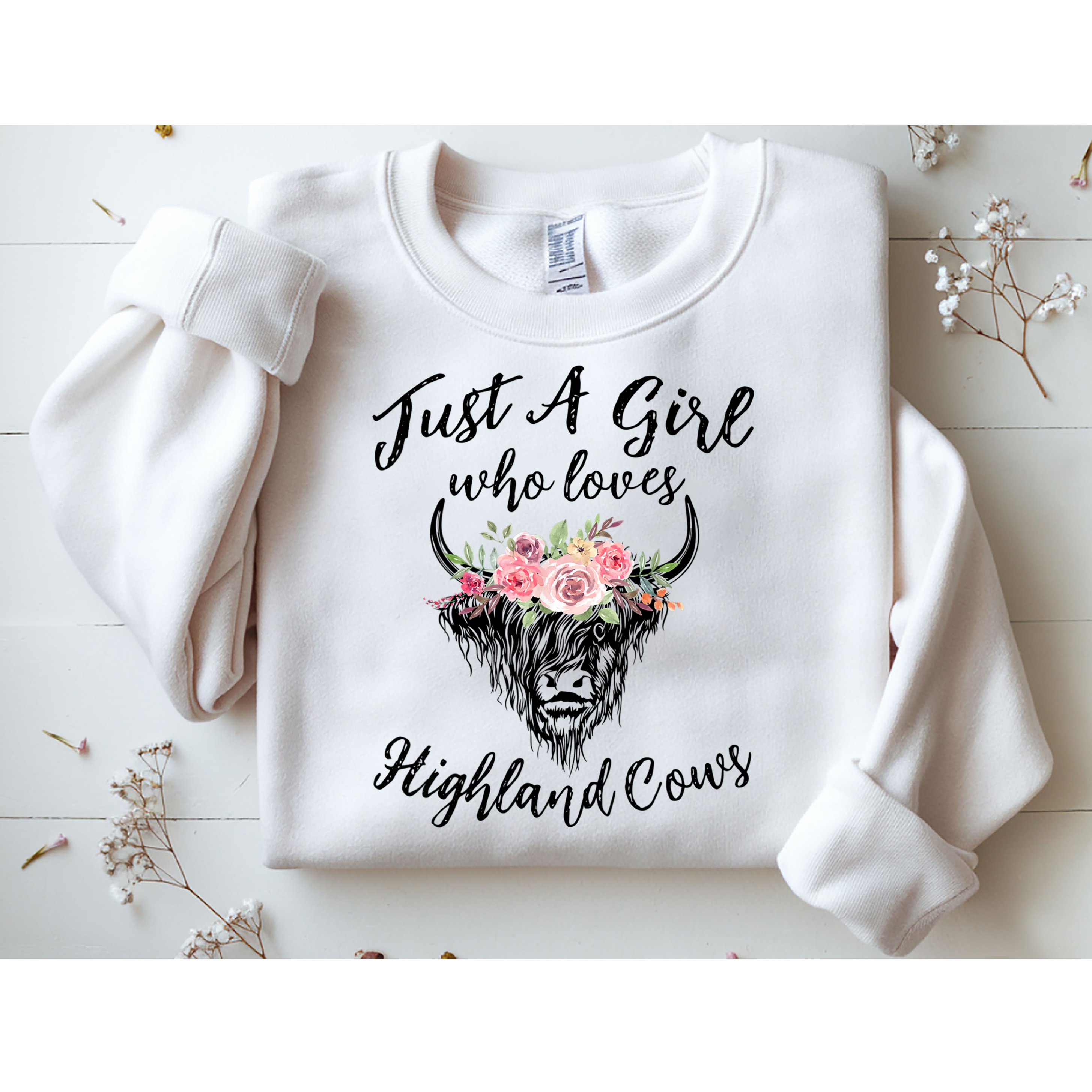Just A Girl Who Loves Highland Cows Women Sweatshirt