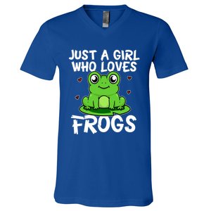 Just A Girl Who Loves Frogs Cute Green Frog Costume Gift V-Neck T-Shirt