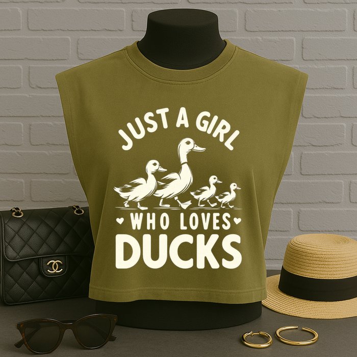 Just A Girl Who Loves Ducks Funny Duck Lover Garment-Dyed Women's Muscle Tee