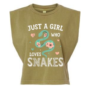 Just A Girl Who Loves Snakes Women Snake Lover Garment-Dyed Women's Muscle Tee