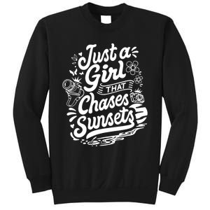 Just A Girl That Chases Sunsets, Photographer Premium Sweatshirt