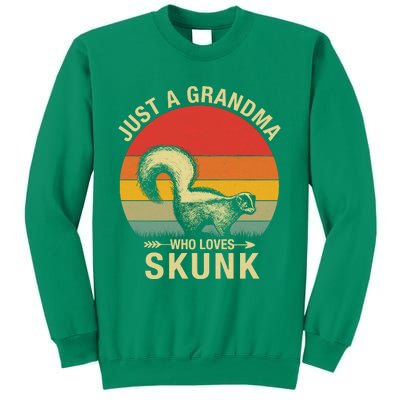 Just A Grandma Who Loves Skunk Funny Skunk Retro Sweatshirt