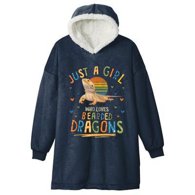 Just A Girl Who Loves Bearded Dragons Hooded Wearable Blanket