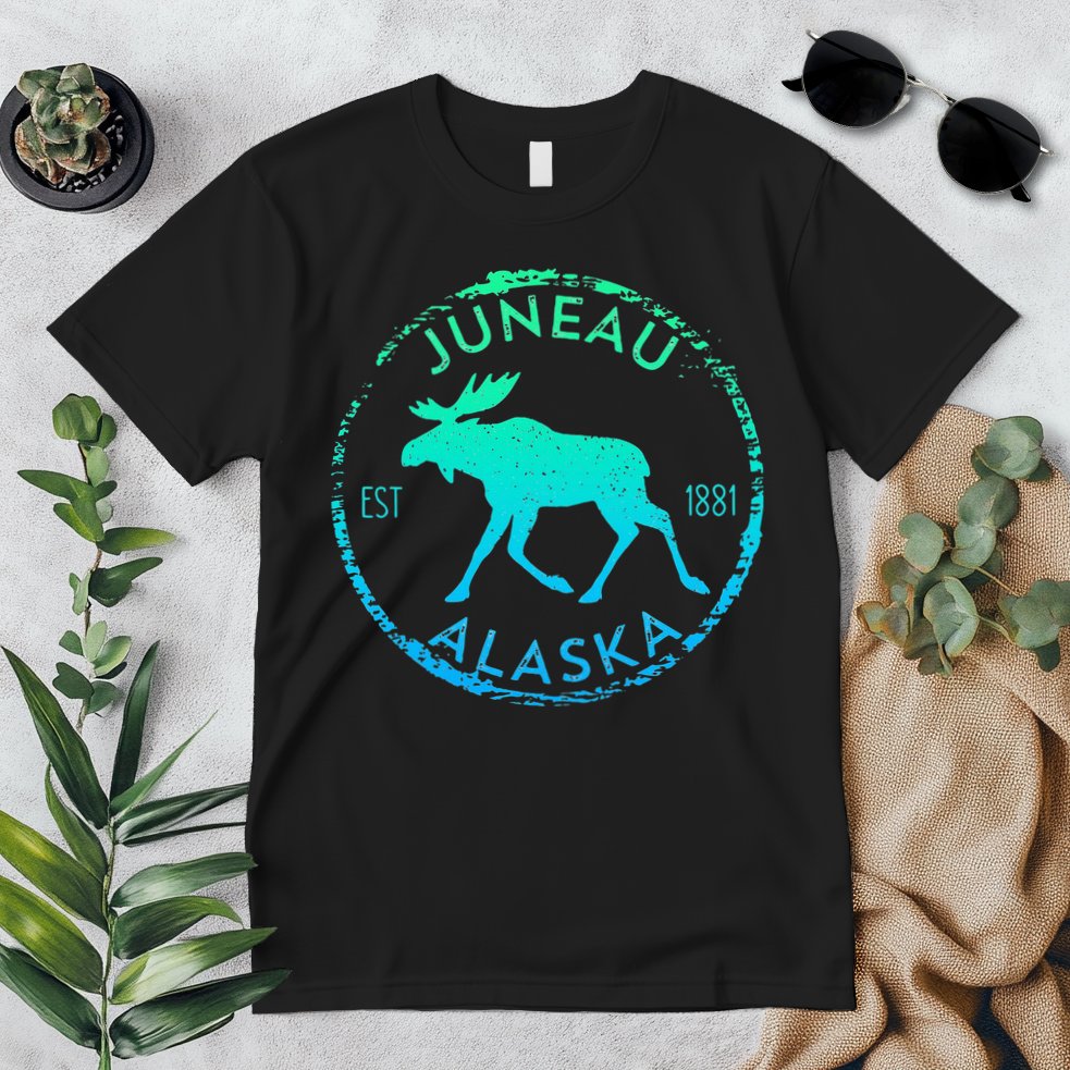 Juneau Alaska Moose Gradient Distressed Souvenir Premium T-Shirt
