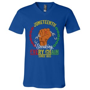 Juneteenth Breaking Every Chain Since 1865 V-Neck T-Shirt