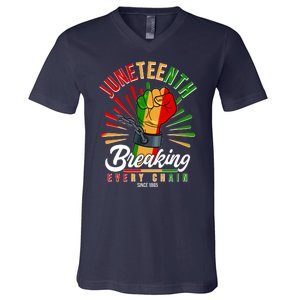 Juneteenth Breaking Every Chain Since 1865 V-Neck T-Shirt