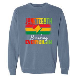 Junenth Breaking Every Chain Since 1865 Cool Gift Garment-Dyed Sweatshirt