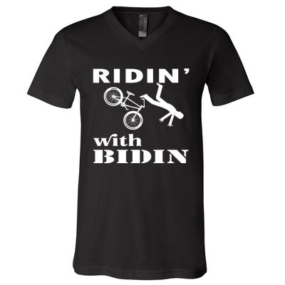 Joe Biden Falling, Funny Riding With Biden V-Neck T-Shirt