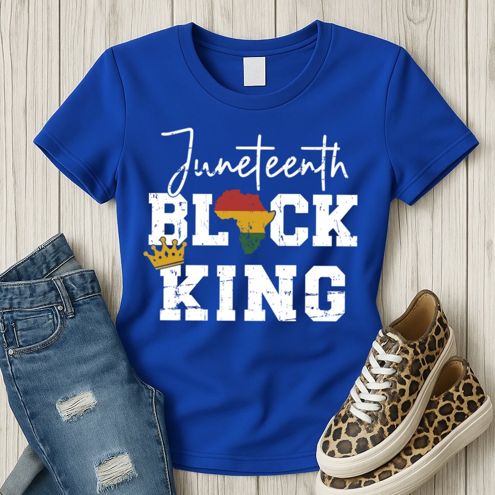 Juneteenth Black King With Pan African Map Flag Gift Womens T-Shirt