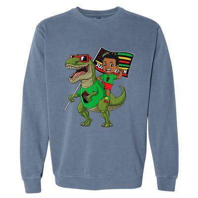 Juneteenth Black King Riding T Rex Dino Funny Flag Garment-Dyed Sweatshirt