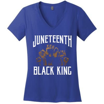 Juneteenth Black King African American Father Black Dad Gift Women's V-Neck T-Shirt