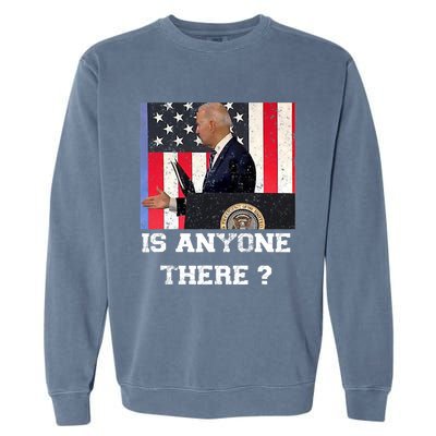 Joe Biden Shakes Hands With Thin Air, Funny Anti Joe Biden Garment-Dyed Sweatshirt