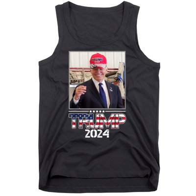 Joe Biden Wearing A Trump Hat Election 2024 Funny Tank Top