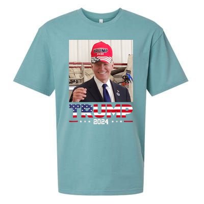 Joe Biden Wearing A Trump Hat Sueded Cloud Jersey T-Shirt