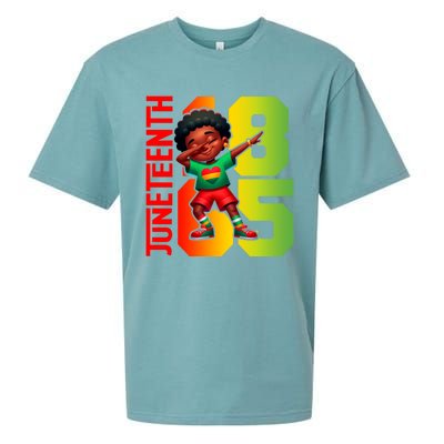 Junenth Celebrate Dabbing Vibes Only Black African Meaningful Gift Sueded Cloud Jersey T-Shirt