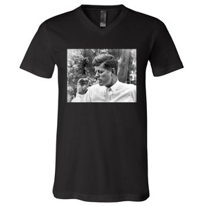 John F Kennedy Smoking V-Neck T-Shirt