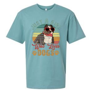 Just Girl Who Loves Dogs Funny Retro Pug Sueded Cloud Jersey T-Shirt