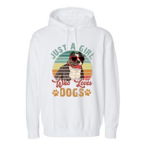 Just Girl Who Loves Dogs Funny Retro Pug Garment-Dyed Fleece Hoodie