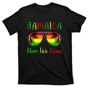 Jamaica Here We Come 2023 2024 Jamaican Travel Vacation T-Shirt