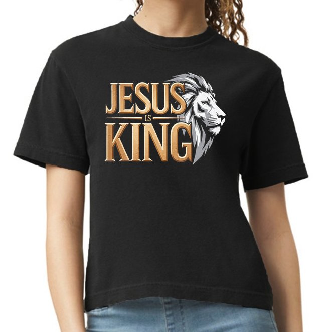 Jesus Is King Christian Lion Religious Faith Bible Verse Comfort Colors Boxy T-Shirt