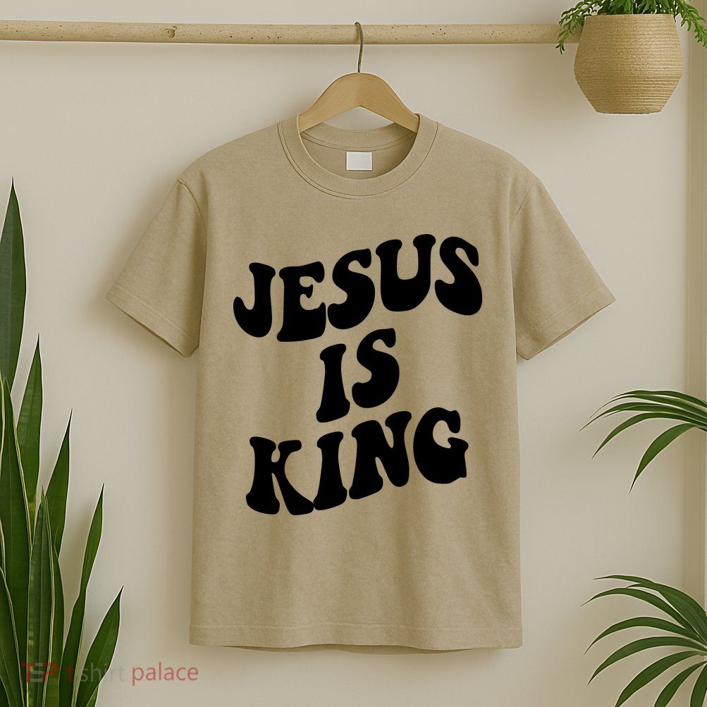 Jesus Is King Groovy Retro Christianity T-Shirt
