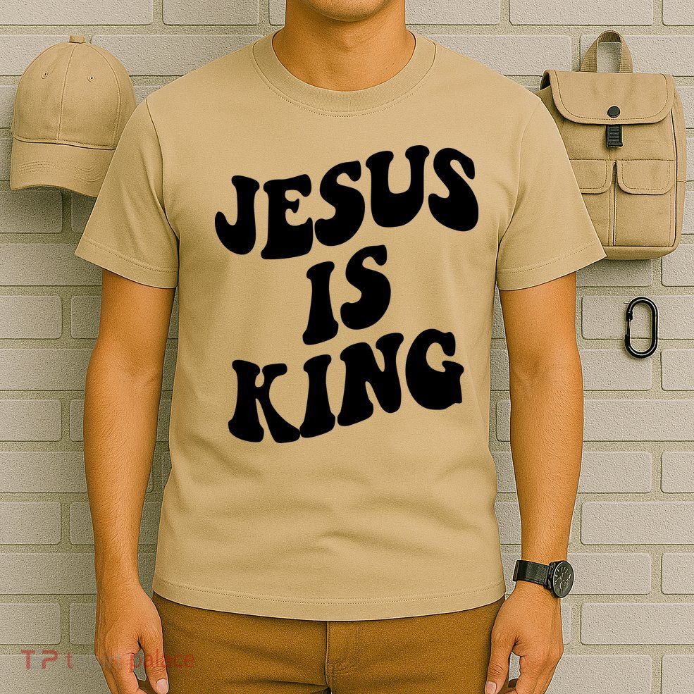 Jesus Is King Groovy Retro Christianity T-Shirt