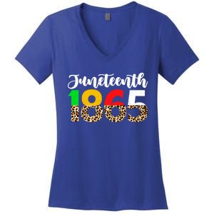 Juneteenth Leopard 1865 Blm Independence Day African Freedom Gift Women's V-Neck T-Shirt