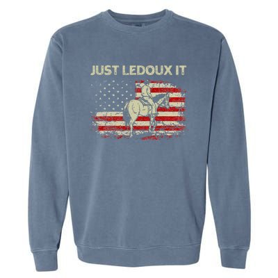 Just Ledoux It Cow Whiskey Wine Lover Vintage USA Flag Garment-Dyed Sweatshirt