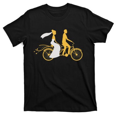 Just Married Couple Tandem Bike Wedding Anniversary Marriage T-Shirt