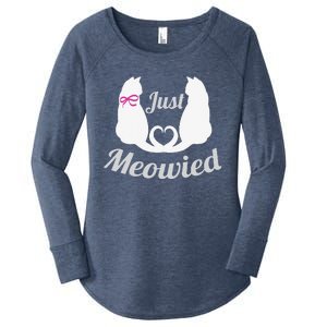 Just Meowied Funny Cute Married Couple Cat Pun Gifts Women's Perfect Tri Tunic Long Sleeve Shirt