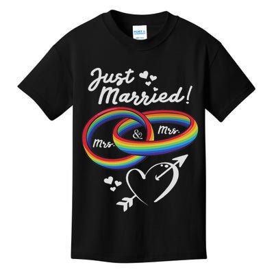 Just Married Mrs & Mrs Gay Lesbian Wedding Engagement Lgbtq Kids T-Shirt