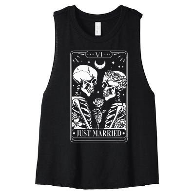 Just Married The Lovers Skeleton Couple Matching Halloween Women's Racerback Cropped Tank