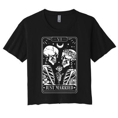 Just Married The Lovers Skeleton Couple Matching Halloween Women's Crop Top Tee