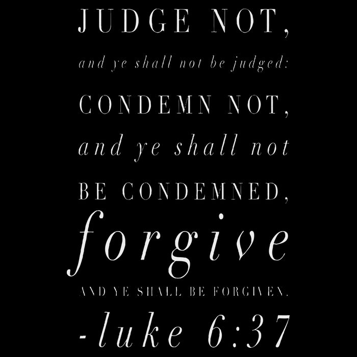 Judge Not, And Ye Shall Not Be Judged Luke 637 Drawstring Bag
