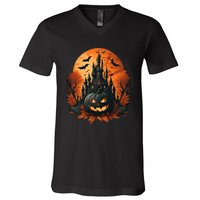 Jack O Lantern Face | Halloween Pumpkin | Spooky V-Neck T-Shirt