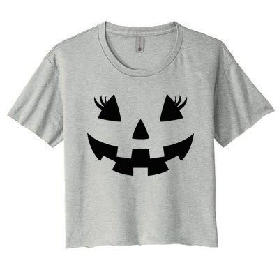 Jack O Lantern Face Pumpkin Eyelashes Hallowen Women's Crop Top Tee