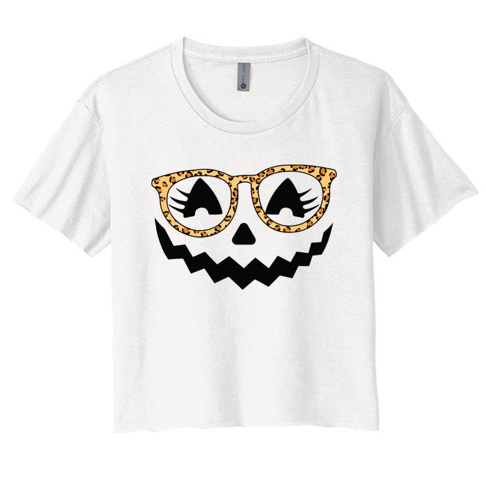 Jack O Lantern Face Pumpkin Halloween Leopard Print Glasses Women's Crop Top Tee