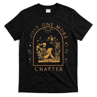 Just One More Chapter Vintage Skeleton Reading Book Reader T-Shirt