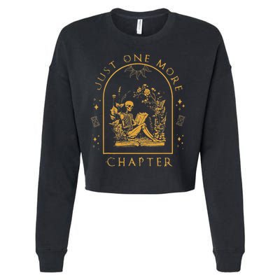 Just One More Chapter Vintage Skeleton Reading Book Reader Cropped Pullover Crew